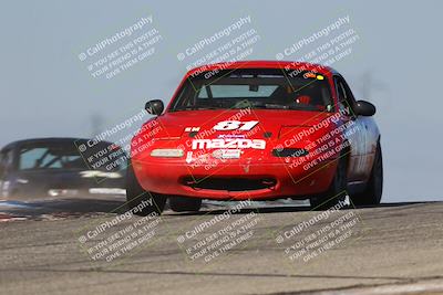 media/Oct-26-2025-CalClub SCCA (Sun) [[8ce1e69566]]/Group 5/Grapevine/